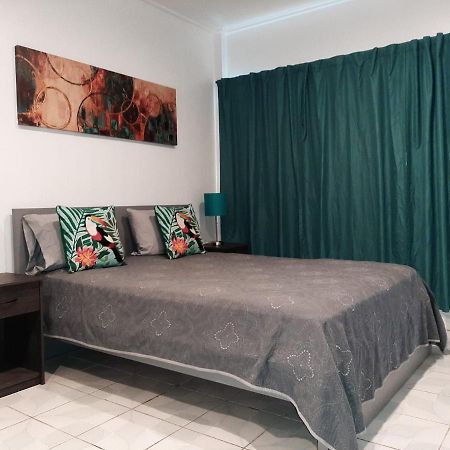 Hallandale Studio With Pool Appartement Hallandale Beach Buitenkant foto